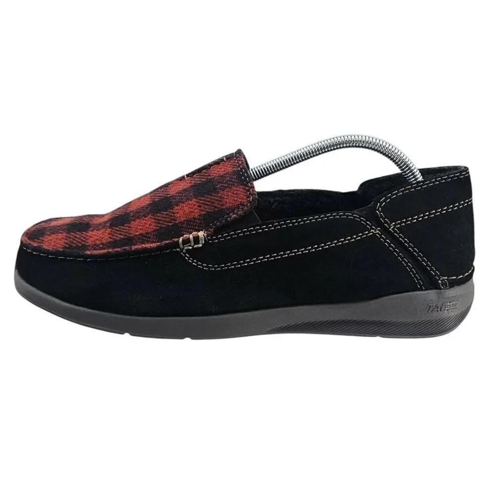 Clarks Mens 9.5 Gorwin Step Sneakers in Black Suede Buffalo Plaid NWOT